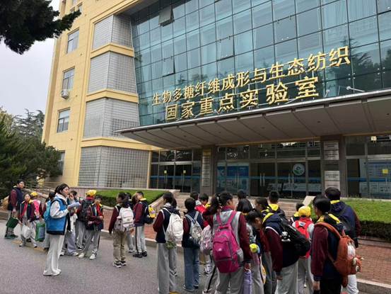 40eeed3e71827a6f8e5c8c0d1f864f5